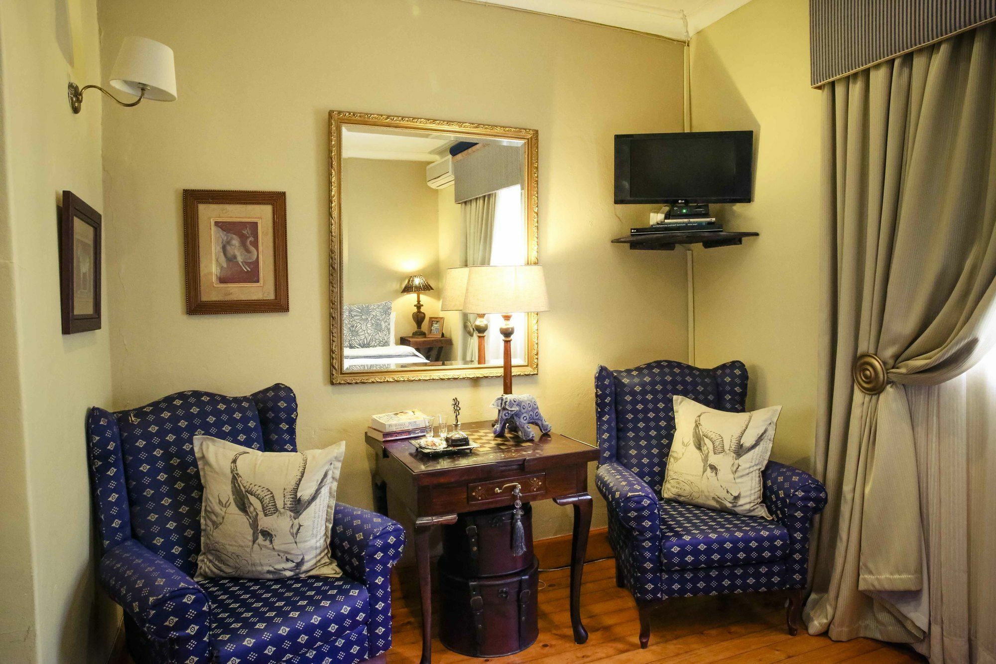 Riverside Guest Lodge Oudtshoorn Ngoại thất bức ảnh